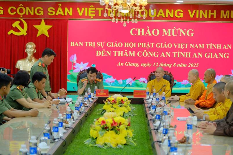 anh ghi nhan